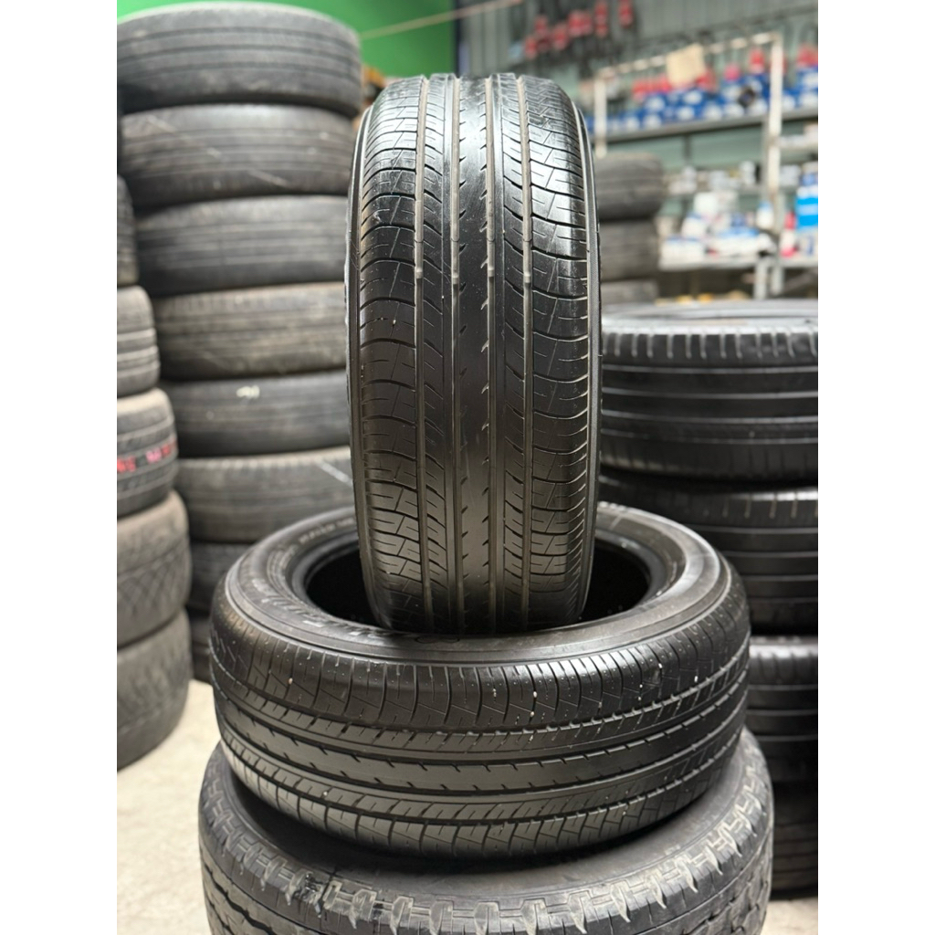 ยางรถยนต์มือสองYokohama215/55R17(ปี21)คู่