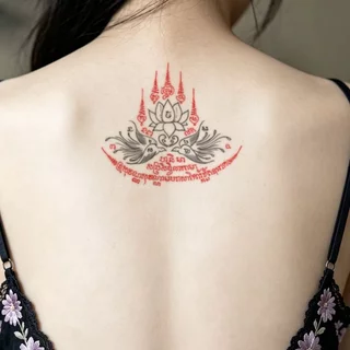 Magic Tattooสติกเกอร์รอยสักชั่วคราวสไตล์พุทธศาสนาไทย: กันน้ำ ติดทนนานถึง 15 วัน ลายหนุมานสีแดง