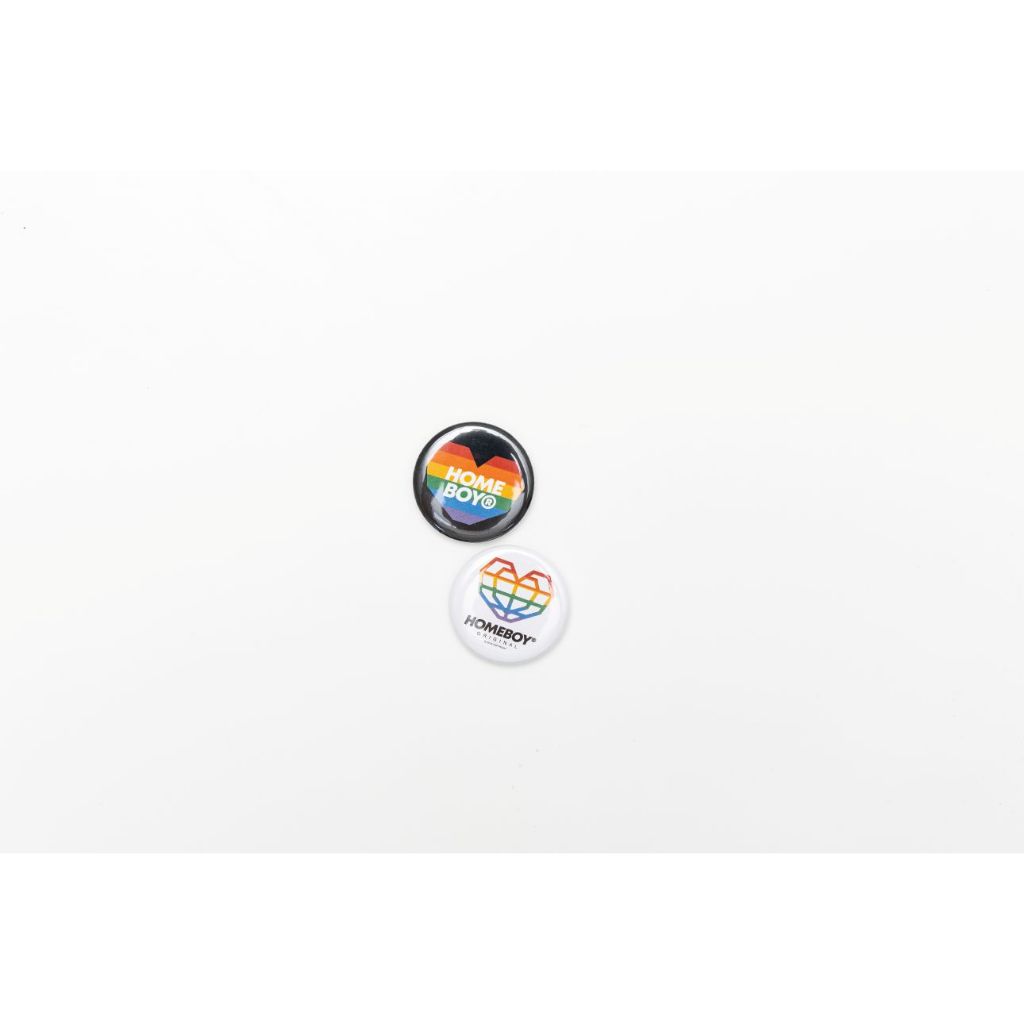 (สินค้าใช้สำหรับแถมเท่านั้น) HOMEBOYเข็มกลัดคละสี  HB.PRIDE.PIN เมื่อซื้อครบ 1590.-
