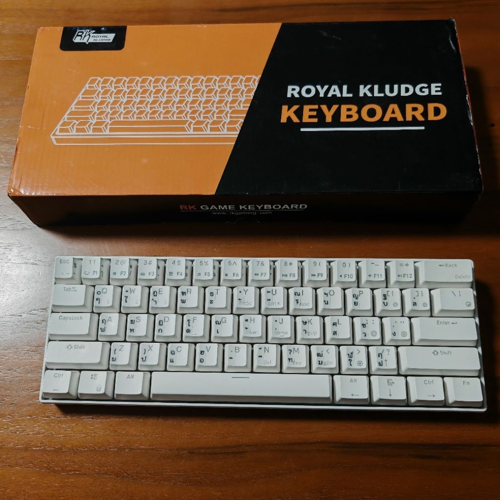 [มือสอง] Keyboard ไร้สาย Royal RK61