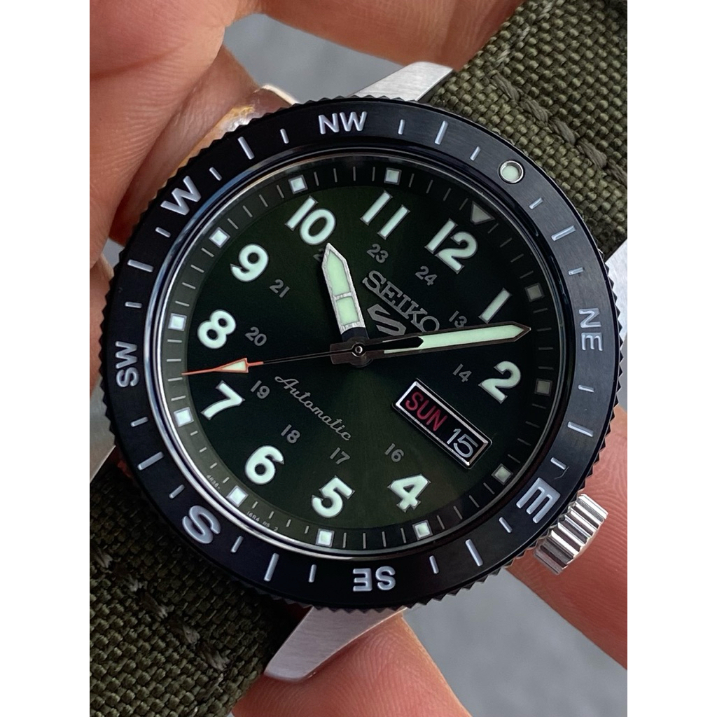 นาฬิกาข้อมือ Seiko 5 Sports Field Series HDB008K1
