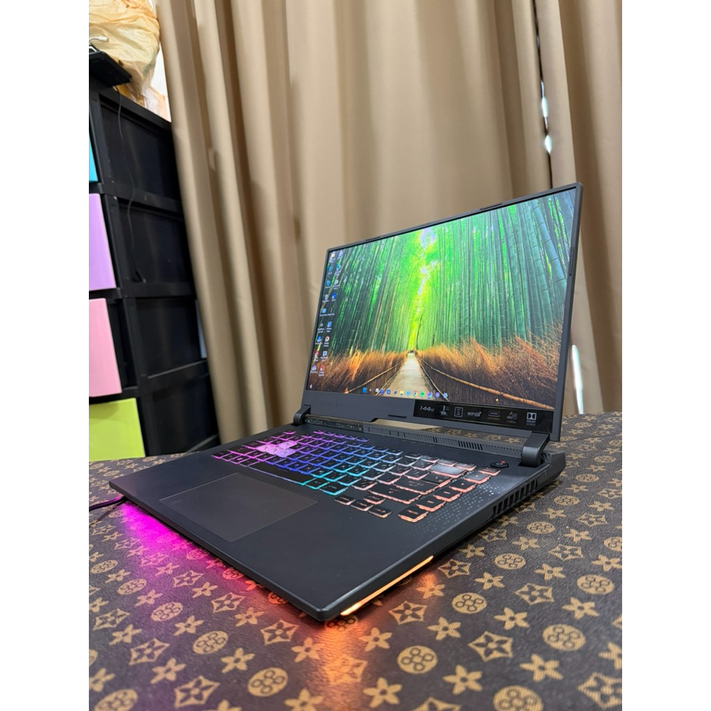 Notebook Asus ROG Strix G15 G513RC-LP179W แรม 16GB ddr5 พร้อม RTX3050 ทำงาน เล่นเกม ลื่นมากก สอบถามไ