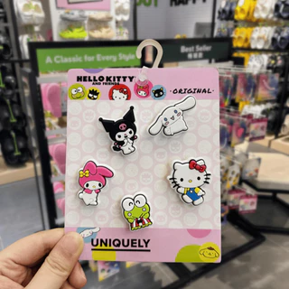 <ส่งจากกรุงเทพฯ>Jibbitz Crocs ตั้งค่าอุปกรณ์เสริมคู่การ์ตูน 100% ของ Crocs ที่เหมาะสำหรับ Crocs