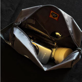 กระเป๋าใส่เครื่องสำอาง Human Made Utility Pouch โลโก้หัวใจ ของแท้นำเข้าญี่ปุ่น พร้อมส่งไทย