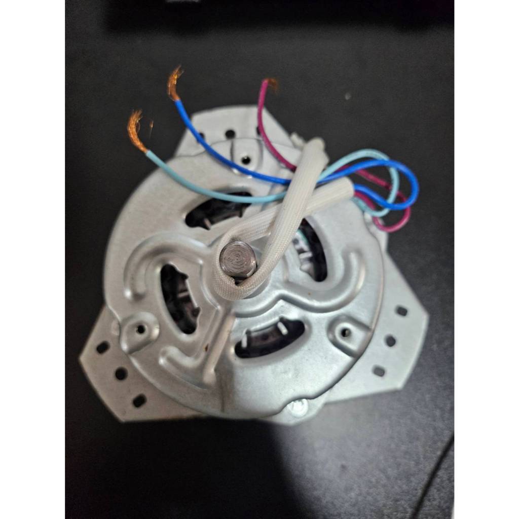 อะไหล่ศูนย์แท้/TOSHIBA มอเตอร์ปั่นแห้ง/Spin Motor/F11002012032424/รุ่นที่ใช้ได้ VH-H120WT,VH-H120WT