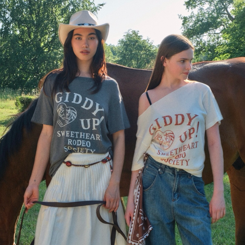 something Giddy up tee