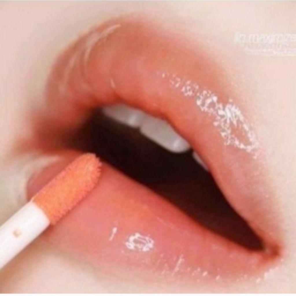 มีของแถม ลิปกลอส ลิป ฉ่ำ  สีสวย สีส้มกลอส เงาฉ่ำแบบสาวเกาหลี
