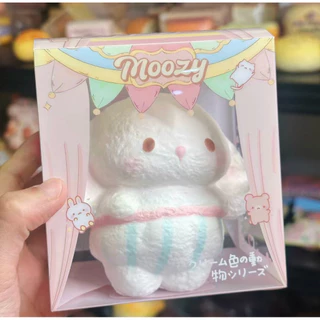 พร้อมส่ง*กุชชี่กระต่าย “Moozy” สโลว์มาก มีกลิ่นหอม บีบเพลิน