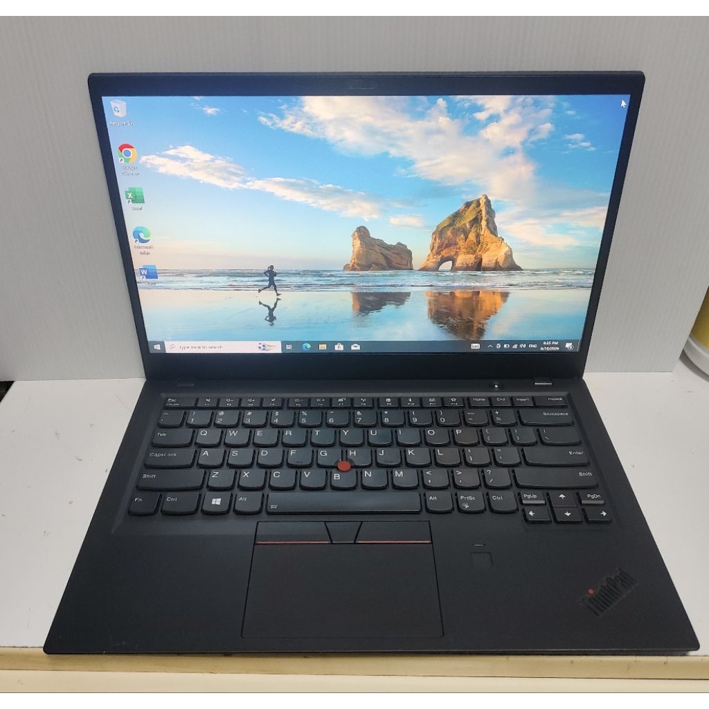 Thinkpad x1 Carbon G6 Core I7 GEN 8 RAM 16 GB M.2 512GB จอ 14" 2K มือสอง
