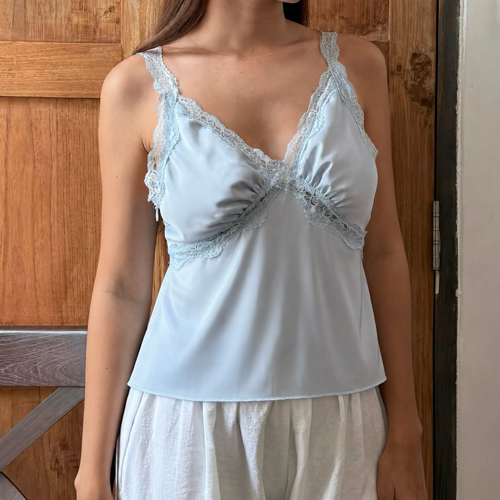 Reverie | Foxzy Top (white | Blue)