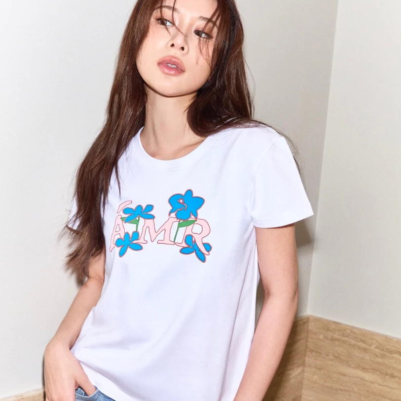 AMR DE SAISON ( AIMER ) - AMR Floral Logo Regular Fit T-shirt
