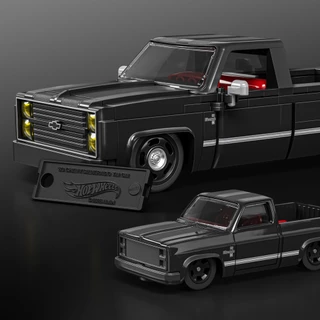 Mattel Brick Shop Hot Wheels '83 Chevy Silverado ตัวต่อฮอตวีลส์ รถเชฟวี่ ซิลเวอราโด ปี 83 JKG42 CH