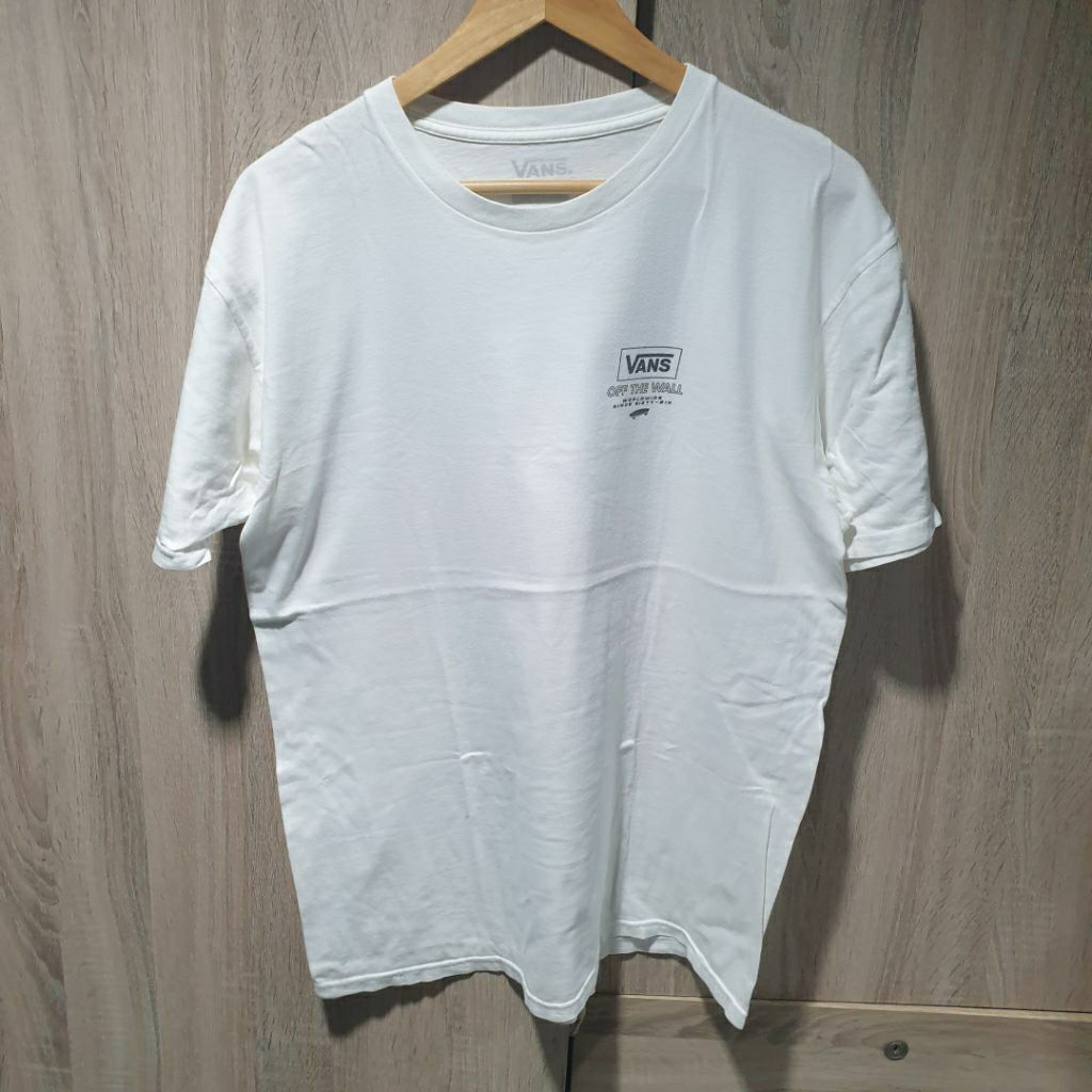 เสื้อยืดVANS สีขาว ของแท้มือสอง