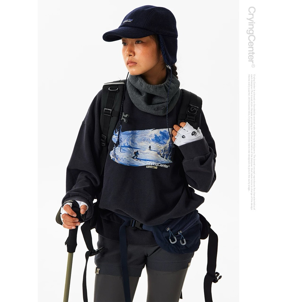 CryingCenter เสื้อสเวตเตอร์/เสื้อฮู้ดดี้ Ski Resort Sweater