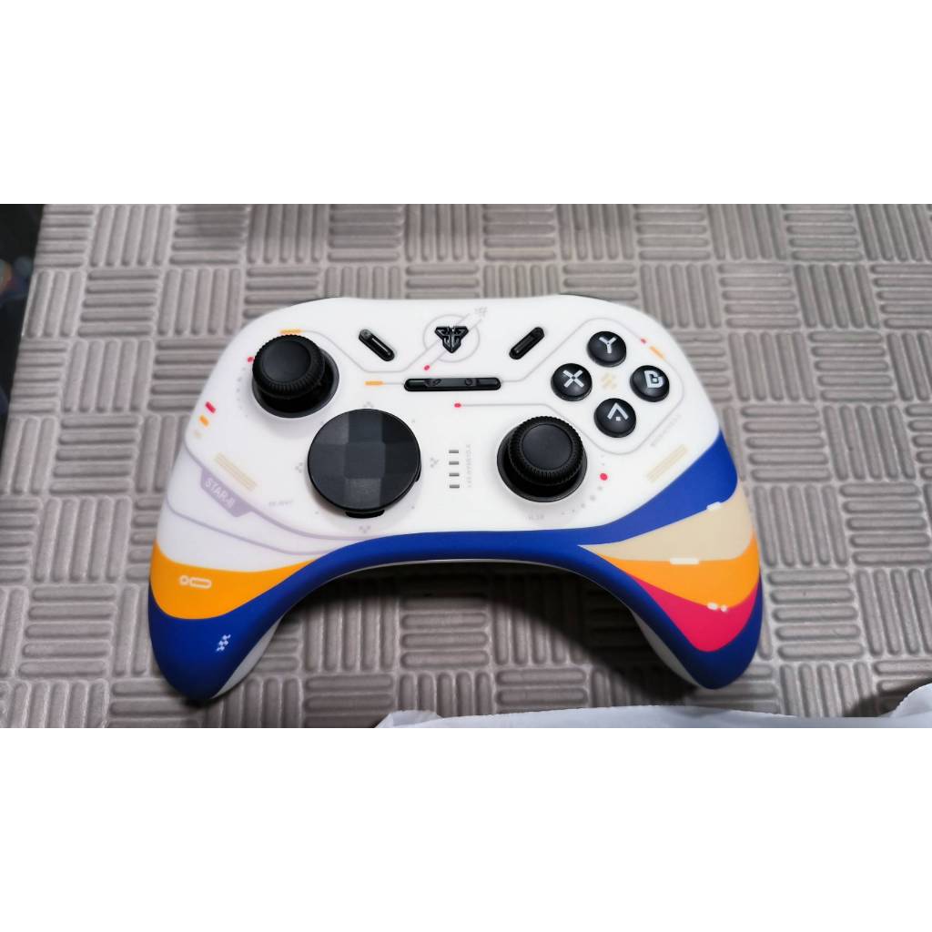Fantech WGP15 V2S สีขาว (มือสองอุปกรณ์ครบกล่อง / ประกันเกือบเต็ม)