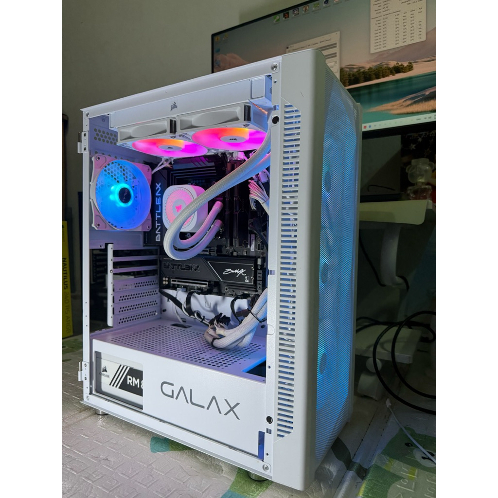 คอมพิวเตอร์  หลายสเปค cpu intel core ultra7 270K plus/AM5 R5 7600X/RTX3080/RX9070XT/ram16/M.512