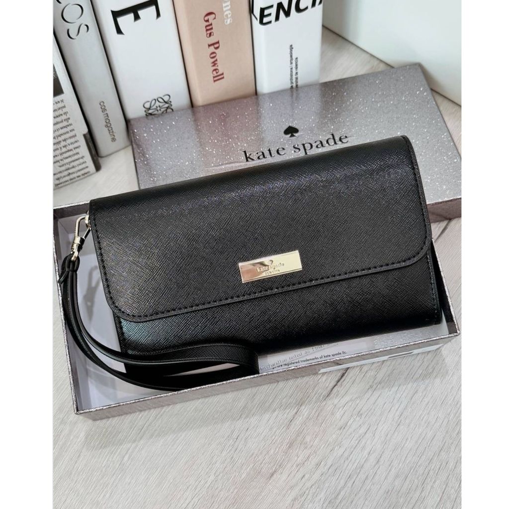 KATE SPADE Kenzie Boxed Medium Flap Wristlet