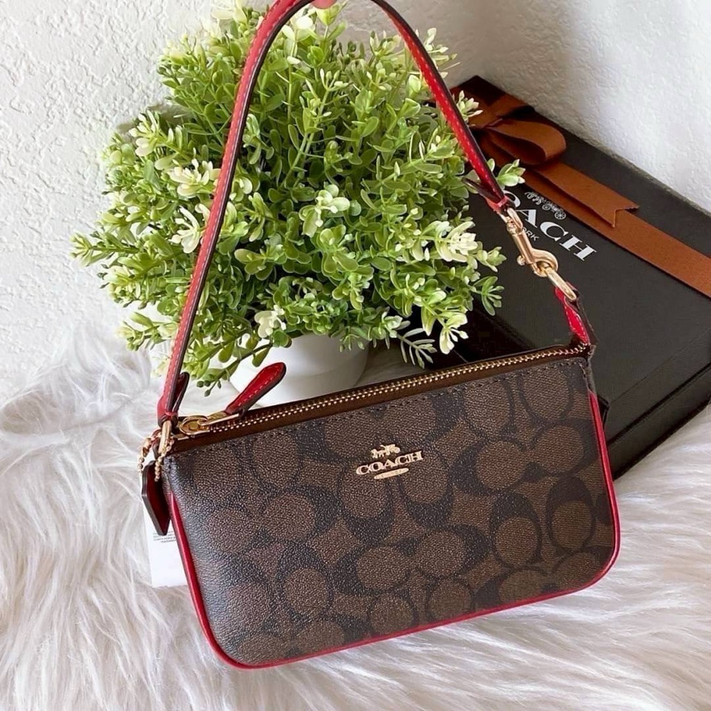 Coach C3308 กระเป๋าถือ