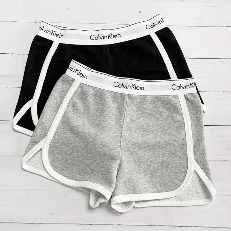 Calvin Klein Style กางเกงขาสั้นผู้หญิง สีเทา/ดำ ผ้าคอตตอน สไตล์ลำลอง