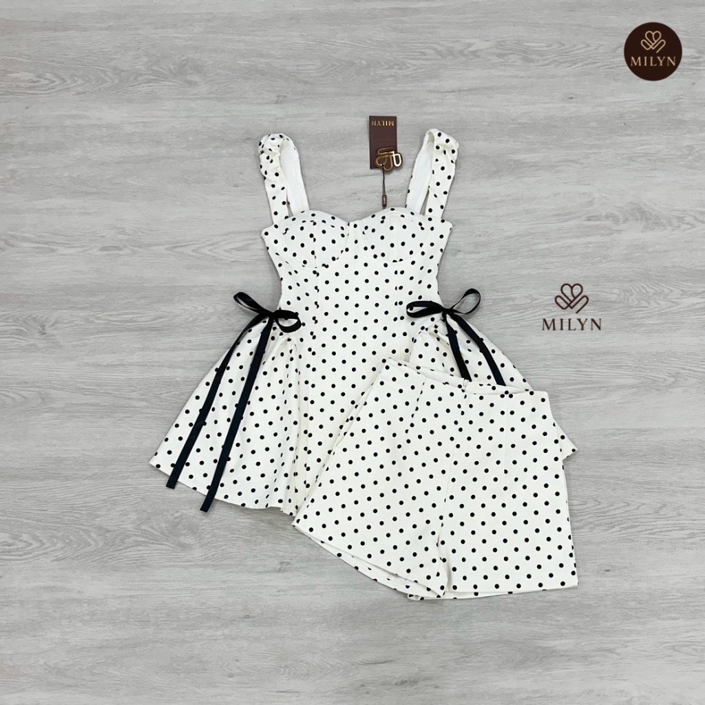 MILYN Setเสื้อโทนครีม ลาย Polka Dot สีดำ+กางเกงขาสั้น รูปที่ 2