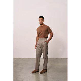 The Finery - The Wellington Trouser ทรง Classic Fit แบบต้นขาใหญ่ 7 สี | กางเกงขายาว 2 จีบ | ผ้า High Twist | ตัวปรับเอว