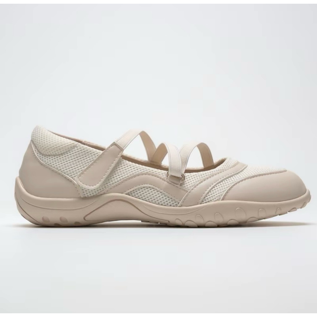 ส่งต่อ mellow.co มือหนึ่ง สี ivory เบอร์ 39 ของใหม่ (ราคาปกติ 1,590)