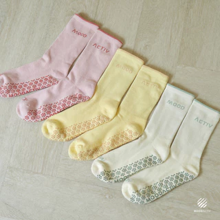 HIGH BALANCED SOCKS - GRIP SOCKS