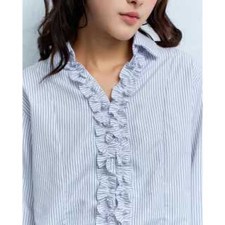Panchitar Ruffle Shirt – เสื้อเชิ้ตแขนยาวสีขาวลายทางสีฟ้า ที่เพิ่มความไม่ธรรมดาด้วยระบายกลางอกและดีเทลซ่อนกระดุม