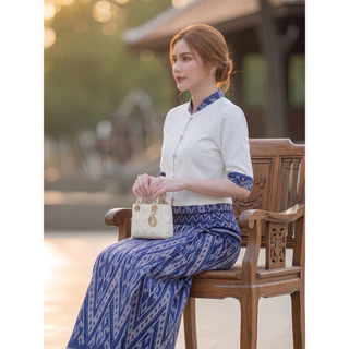 ชุดผ้าไทยลายคราม เสื้อพร้อมผ้าถุงหมักโคลน เซ็ท2ชิ้น ผ้าฝ้ายเกรดA เนื้อนุ่มใส่สบาย