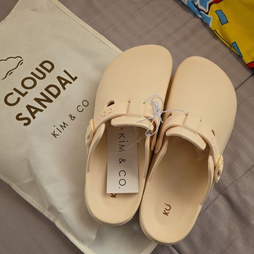 KIM&CO(ของใหม่/ส่งฟรี)รองเท้า kim&co