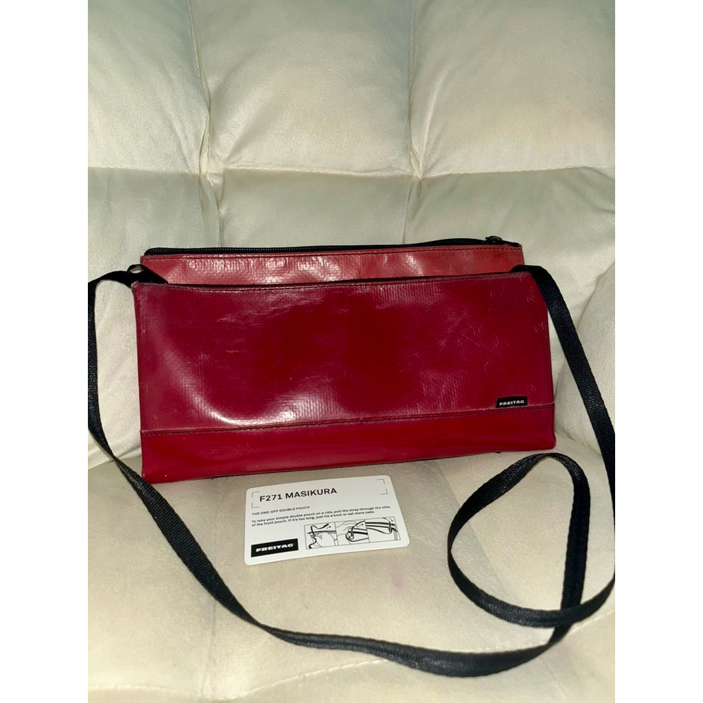 Freitag F271 MASIKURA สีแดง
