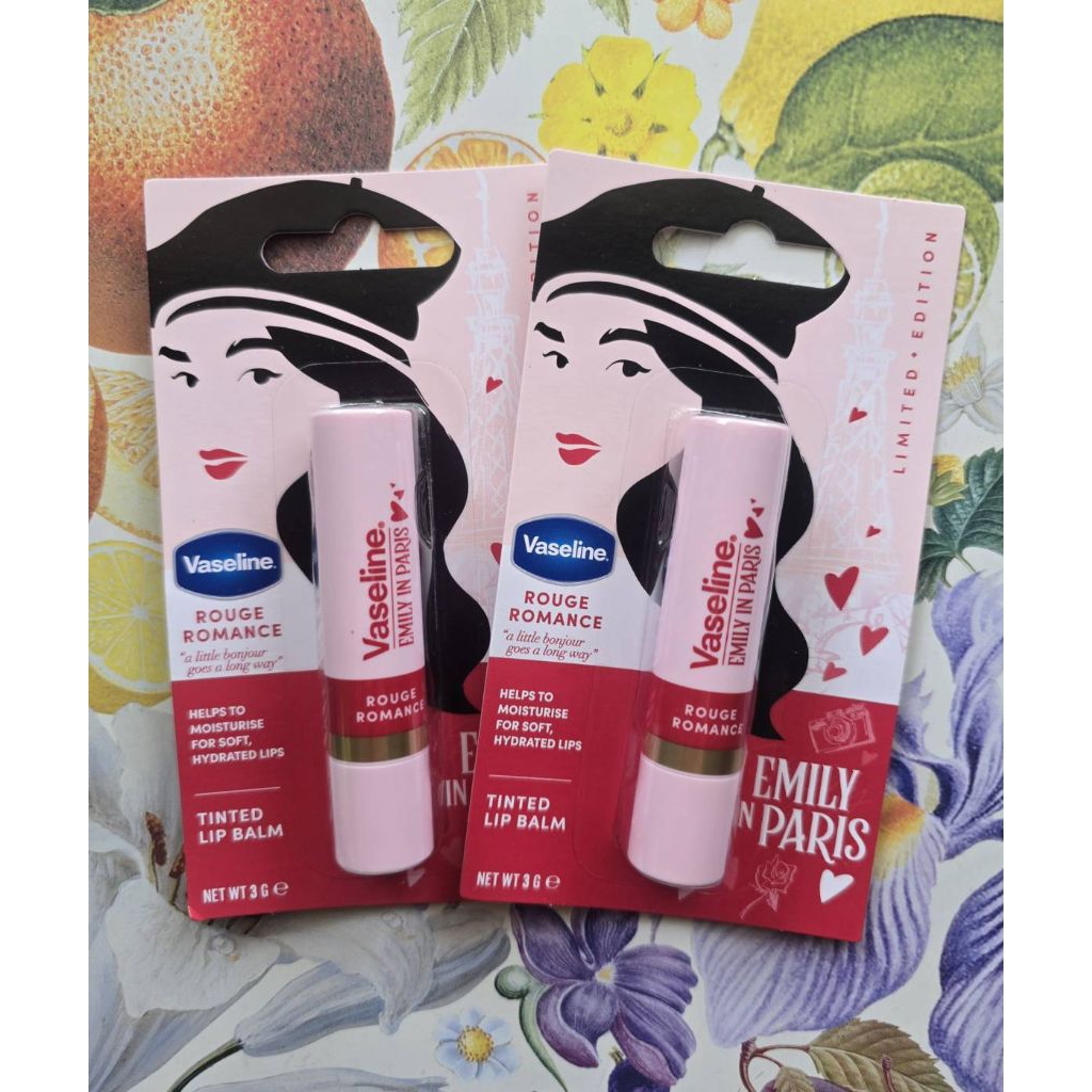 Vaseline x Emily in Paris Rouge Romance Tinted Lip Balm 3g.ลิปทิ้นสีแดง