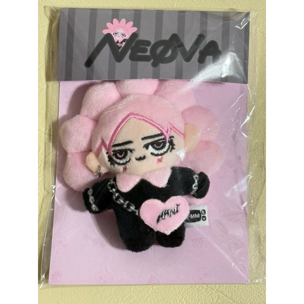 Nani นานิ นีออนน่า Neona tiny friends doll keychain