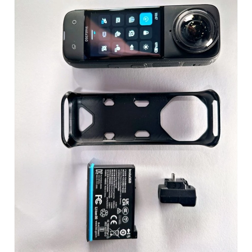 Insta360 X4 8K 360 Action Camera พร้อมอุปกรณ์เสริม thumbnail 5