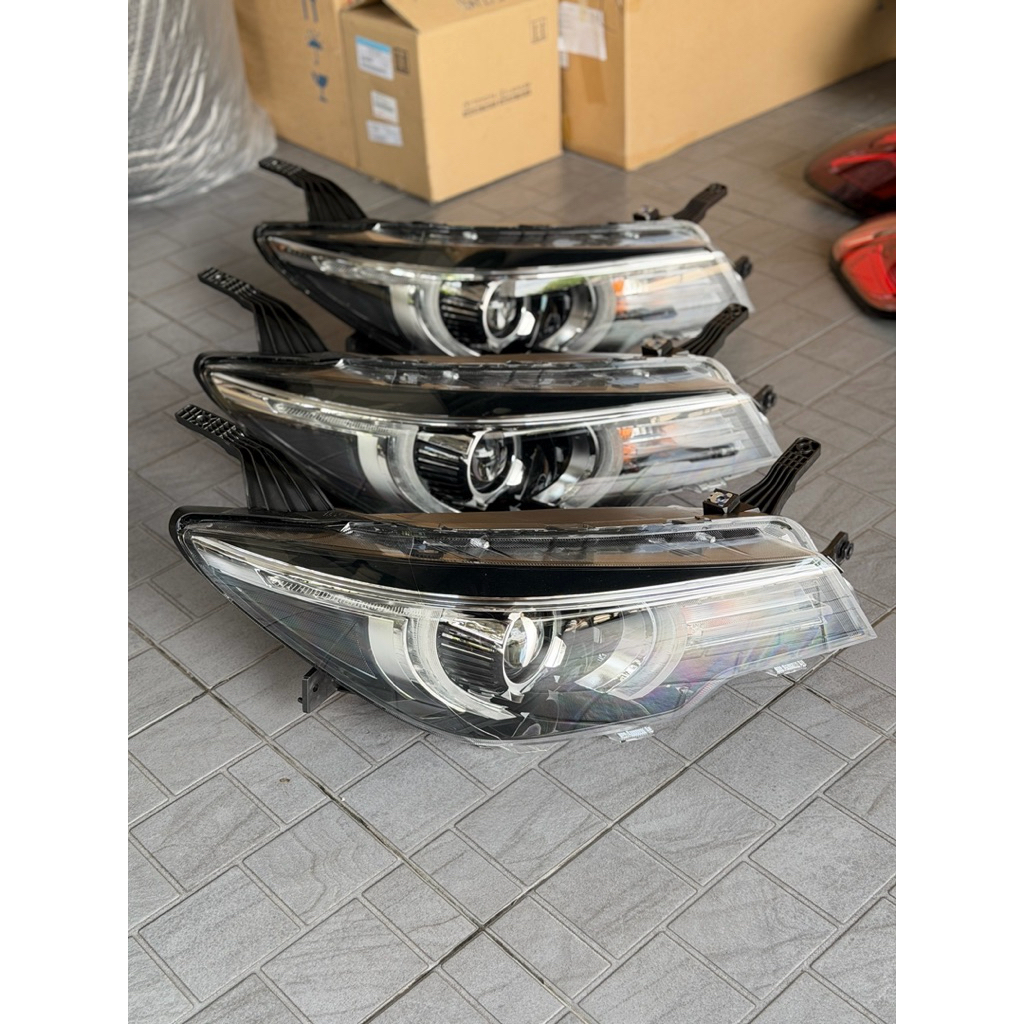 ไฟหน้า MG Zs 2016-2019 new ข้างขวา
