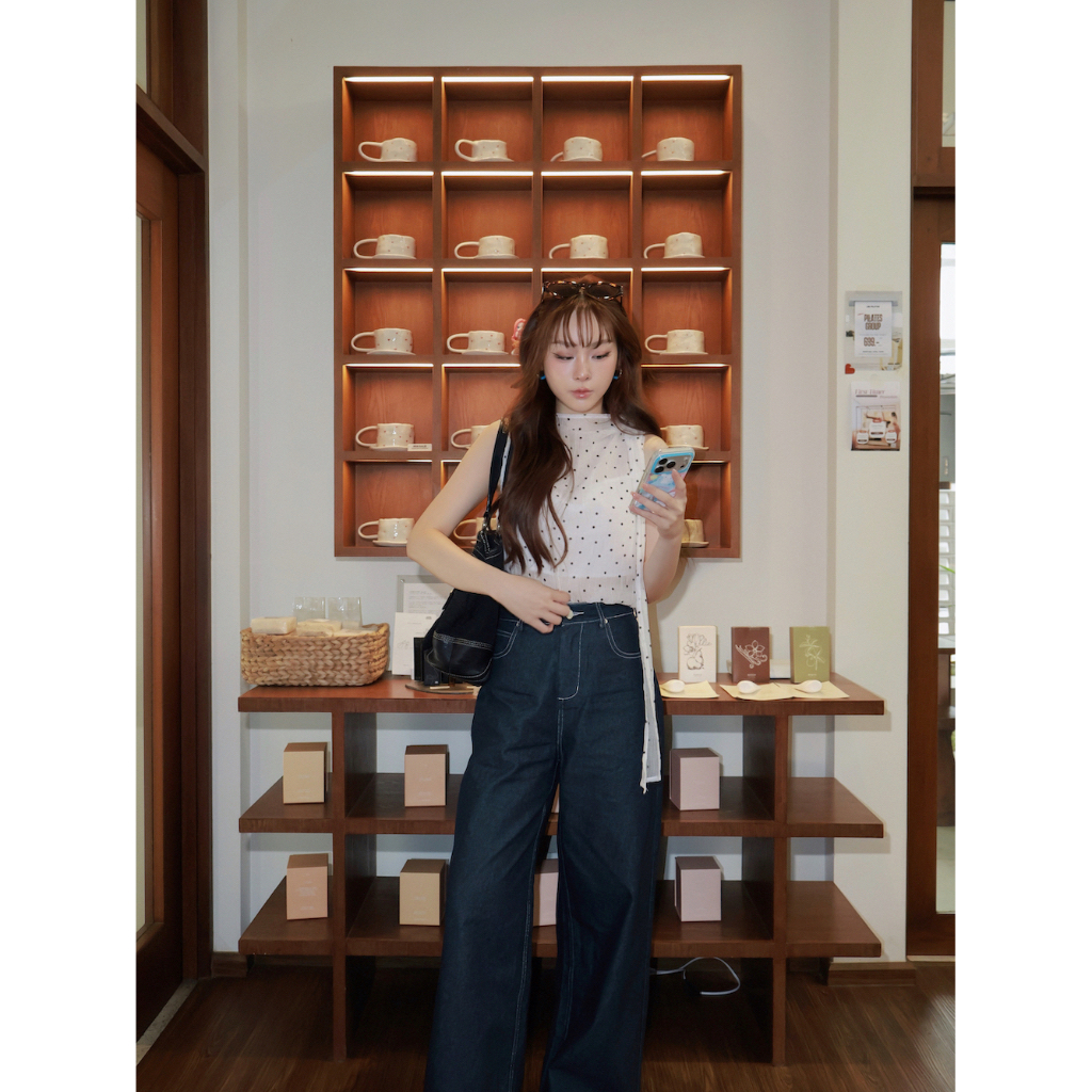 SHUUXME Airy top (เสื้ออคอปีนมีซับในในตัว)