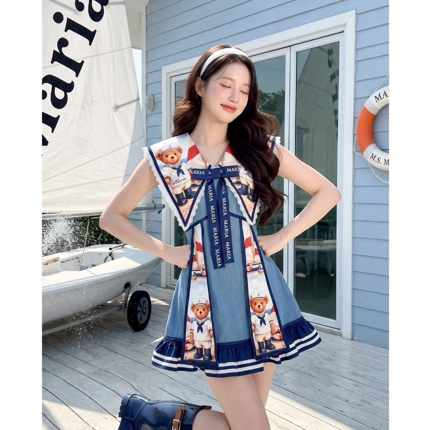 (มี3XL) ยีนส์ Keep Away Dress เดรสสั้นผ้ายีนส์ตัดต่อเปเป้พิมพ์ลายหมีเทดดี้ ปกกะลาสี โบว์หน้า ซิปหลัง มีซับใน
