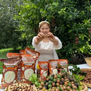 แมคคาถุงจัมโบ้ แมคคาเดเมีย 1 กิโลกรัม ได้500กรัม2ถุงนะคะ เม็ดใหญ่ เปลือกบาง เนื้อเยอะ เนื้อเบียดเปลือก