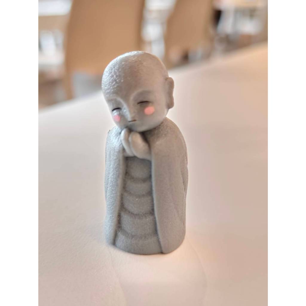 โมเดลรูปปั้นหินจิโซสไตล์ญี่ปุ่น กาชาปอง "Jizo Guardian Statue Chill Out" จากแบรนด์ Epoch 11/3