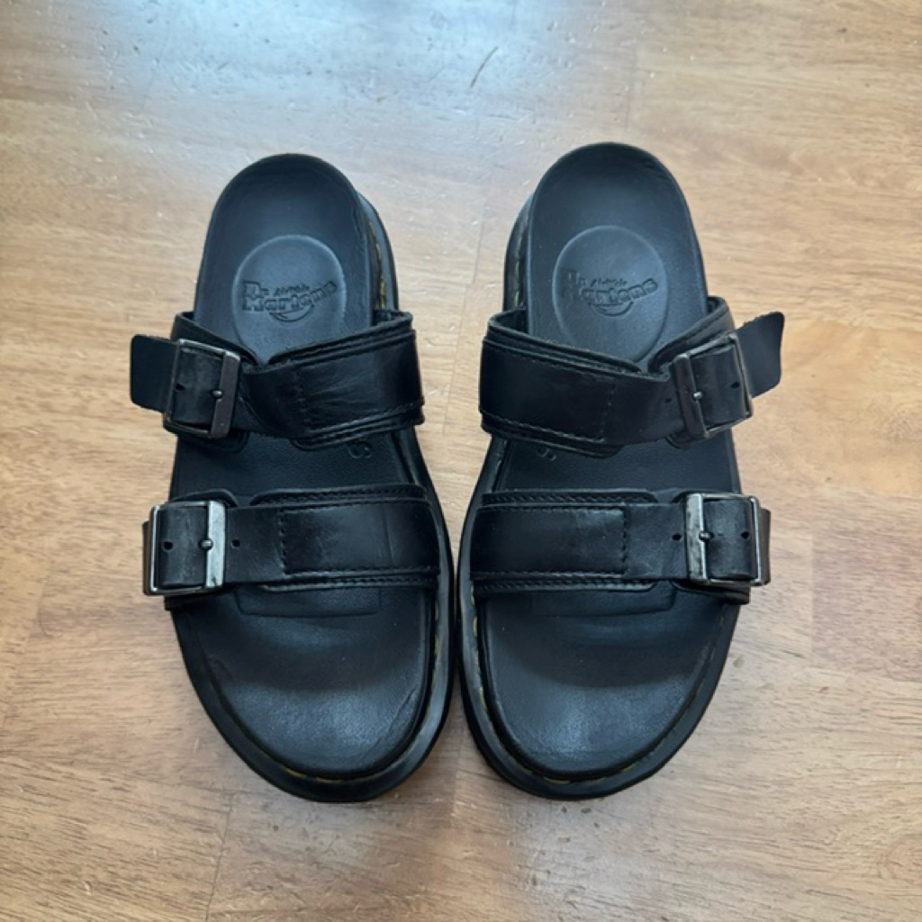 รองเท้า Dr. Martens มือสองของแท้ ไซส์ 37