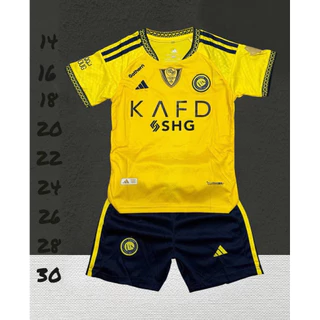 ชุดบอลเด็กชุดกีฬาเด็ก 1-13ปี ผ้านิ่มใส่สบาย{เสื้อพร้อมกางเกงมีพร้อมส่ง}