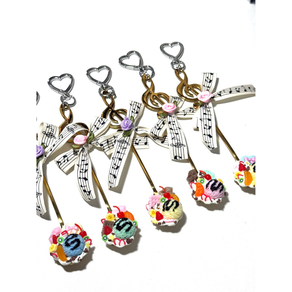 Spoon keychain🍽️พวงกุญแจช้อนขนมdecoden
