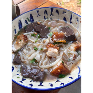 ก๋วยจั๊บพากินเส้นซอย( 3ห่อ)
