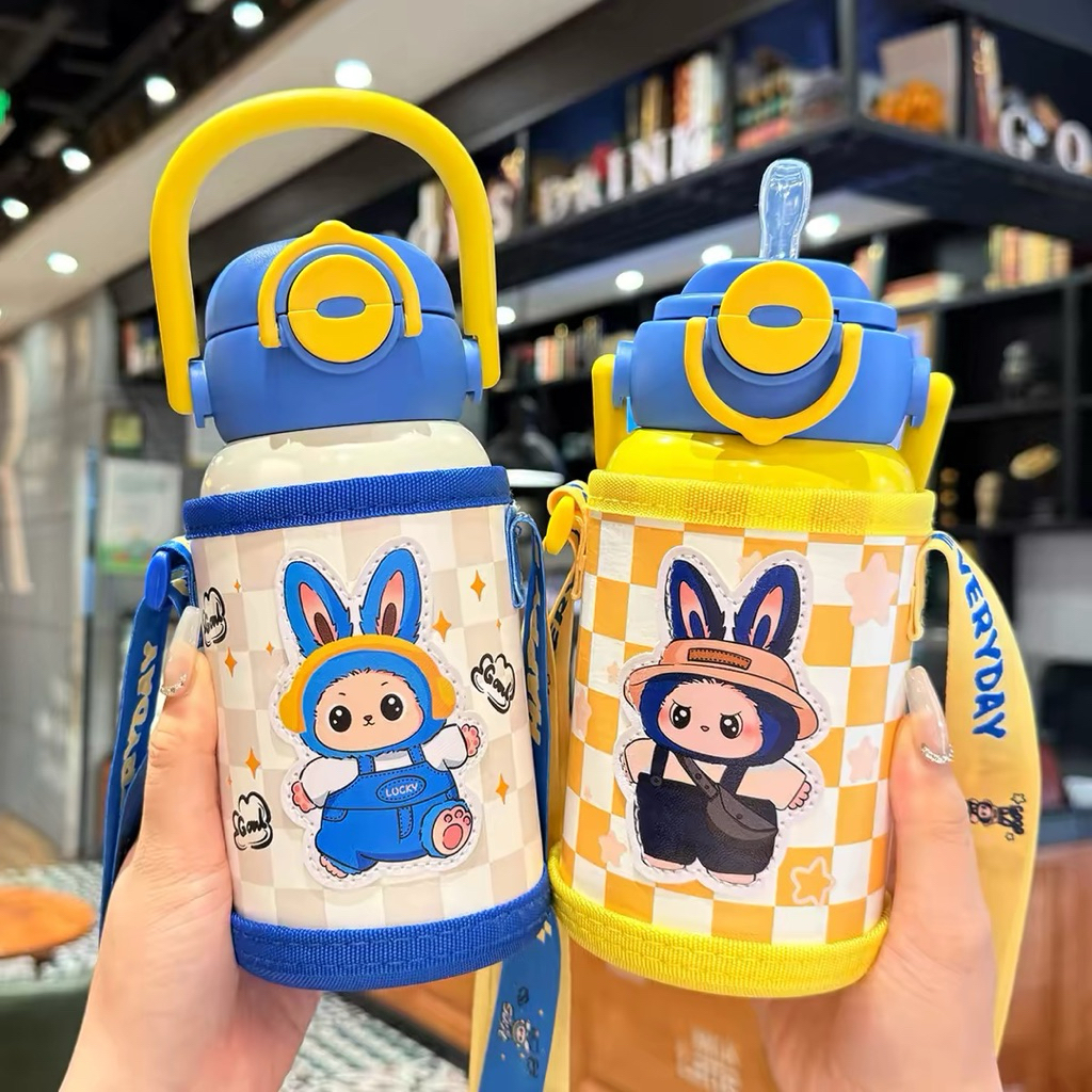 พร้อมส่ง!! 2 in 1 กระติกน้ำเด็ก ชวดน้ำพกพาไปโรงเรียนสะดวก วัสดุสแตนเลส 316 แถมสติ๊กเกอร์ 3D4 ชิ้นราคาส่ง