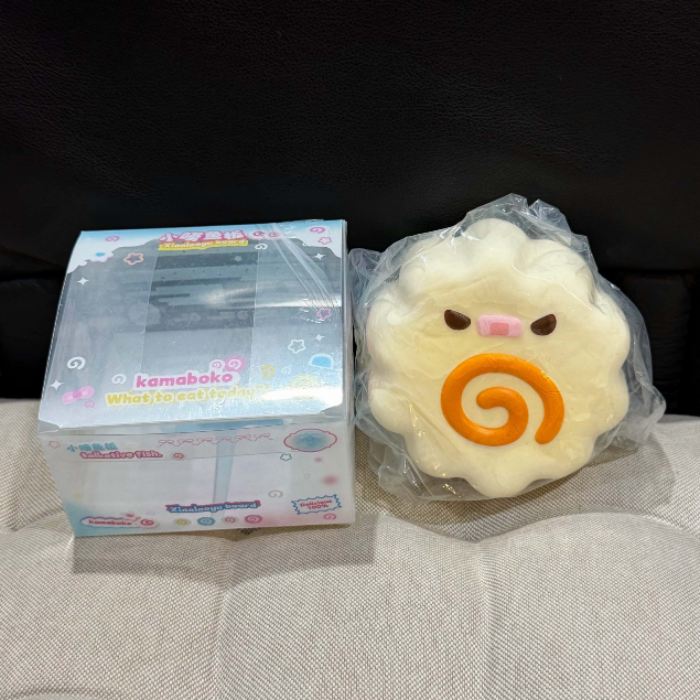 (ของแท้/มือ1) Lisa Kamaboko Squishy สกุชชี่คามาโบโกะ ลิซ่า นุ่ม สโลว์ Fish Cake