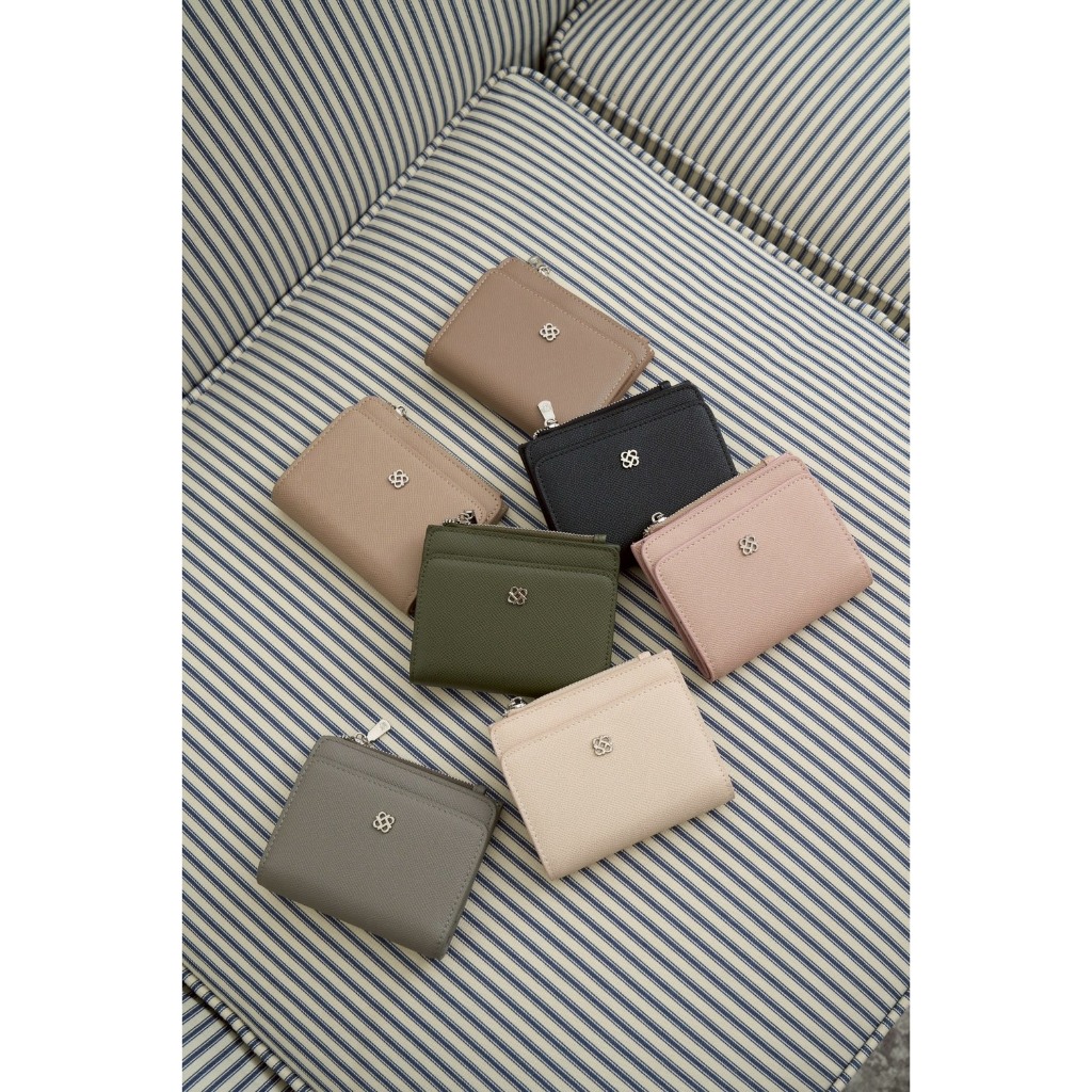 PEROTA “Fluffy Wallet” มาพร้อมกล่อง