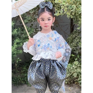 ชุดไทยเด็ก แต่ระบายลูกไม้ มีสไบปักดอกไม้ 3D
