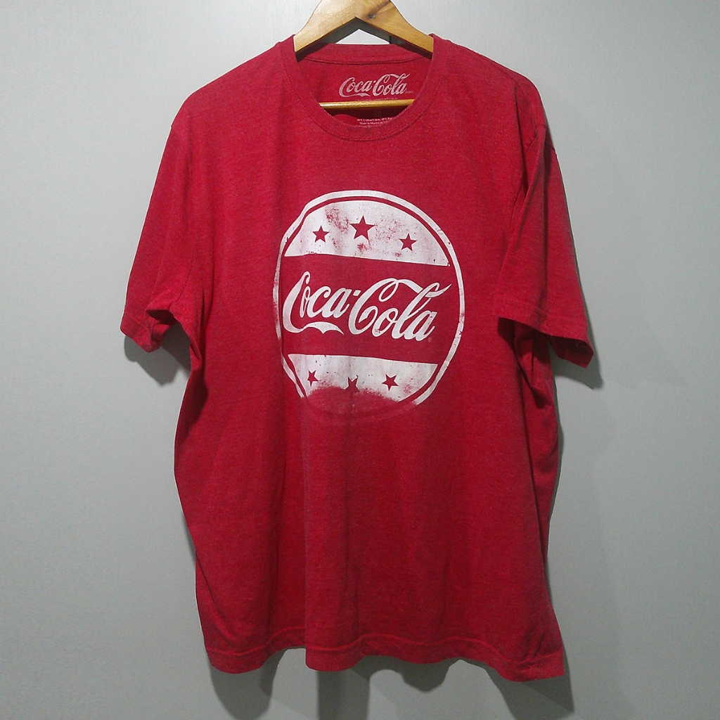 𝐏𝐒𝐡𝐢𝐫𝐭𝐕𝐢𝐧𝐠𝐭𝐚𝐠𝐞 (Size XL) เสื้อยืดลายโค้ก Coca Cola มือสอง ป้ายงานเก่า
