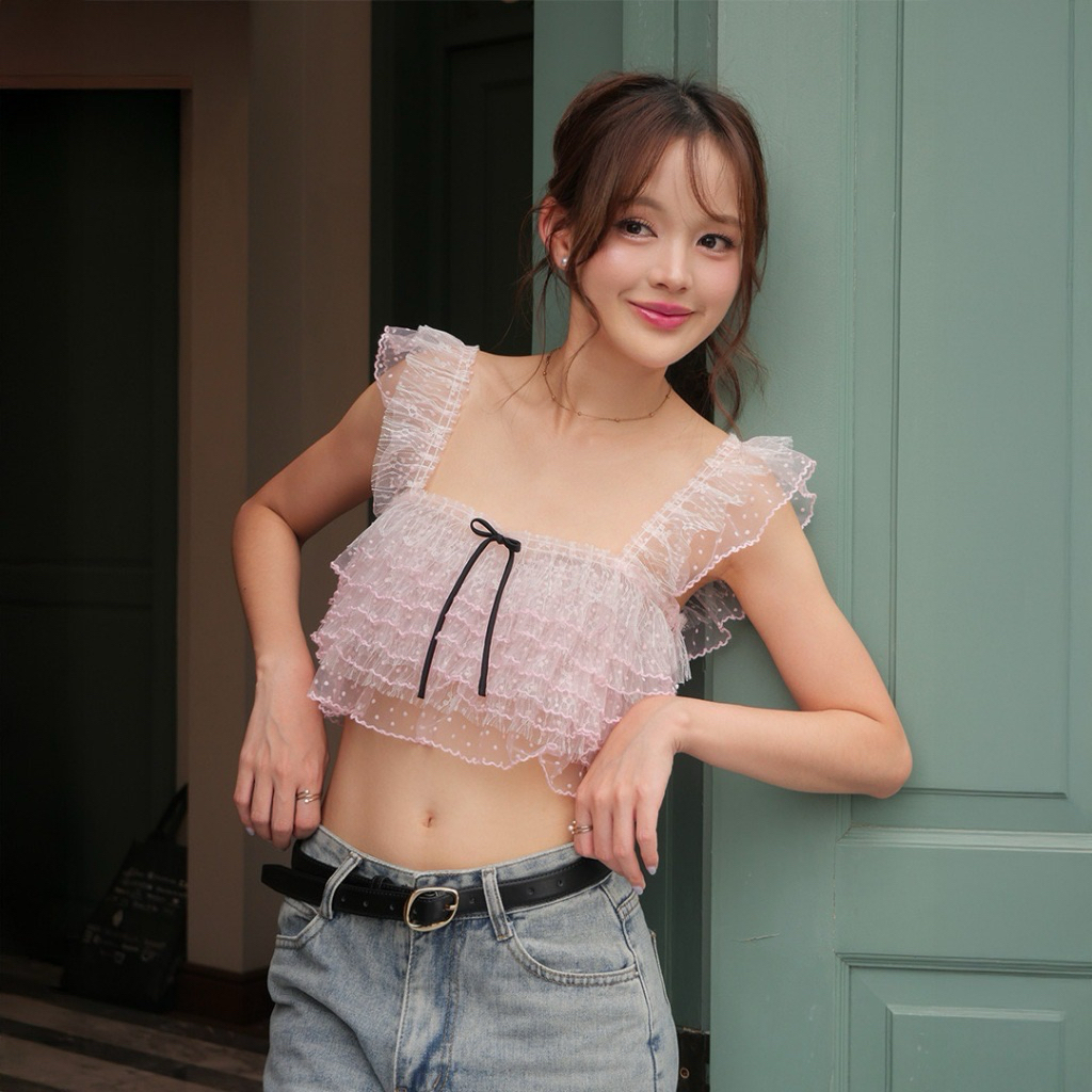 Used** ส่งต่อ LUCA STUDIO :: Alice crop top (M) ราคาเต็ม 1,390.-