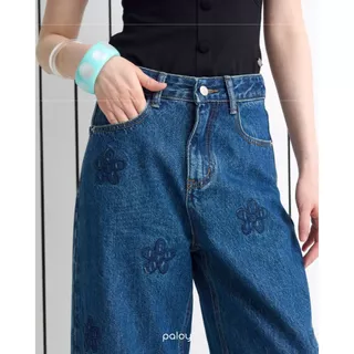 Paloy - PL6376 Poppy Jeans กางเกงยีนส์ ทรงกระบอกกลาง ดีเทลตัดเย็บแต่งดอกไม้